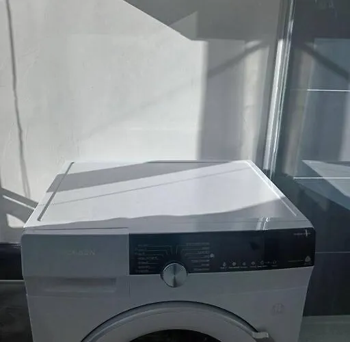 Tres Parisien Et Ensoleille * 巴黎